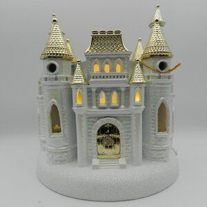 Bath & Body Works 2026 Disney Princess Light-up Castle Pedestal